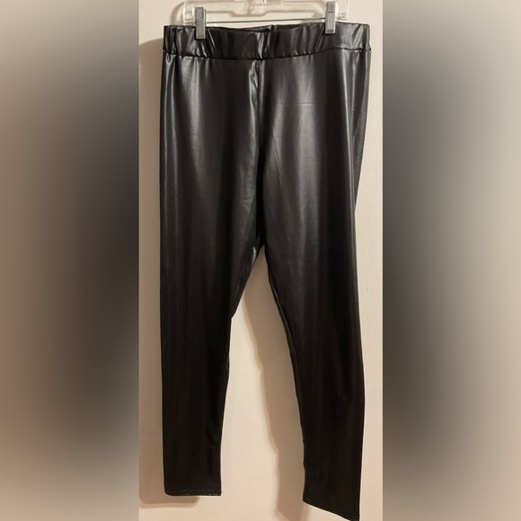 Boohoo Leather Pants Size 8 - Picture 1 of 3